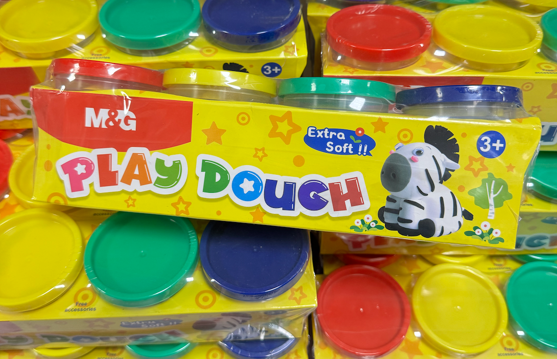 M&G Play Dough 4 Colors